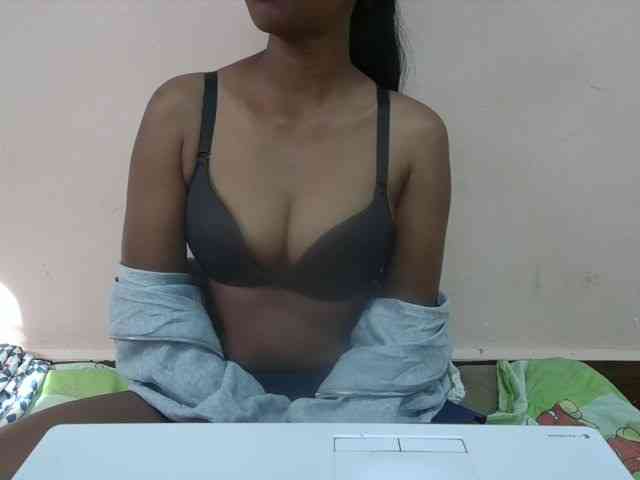 Rithanya webcam