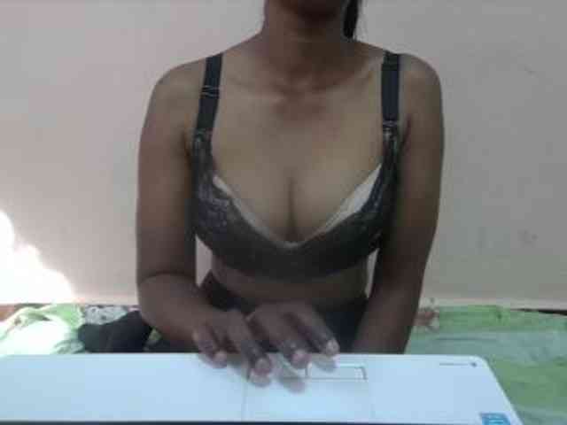 Rithanya webcam