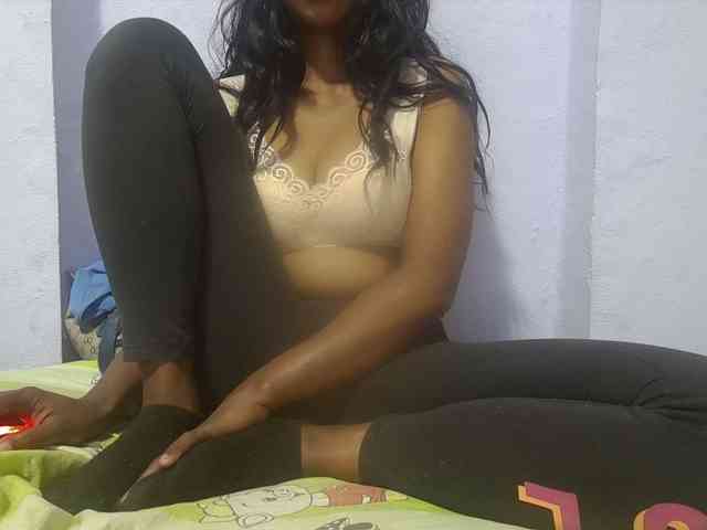 Model: Rithanya