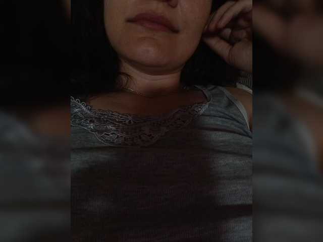Flowerlily live cam on BongaCams