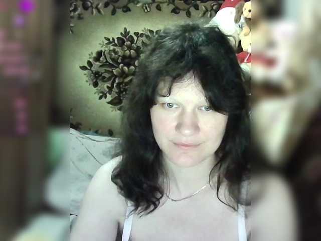 Flowerlily live cam on BongaCams