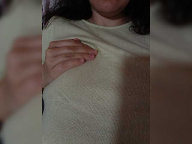 Flowerlily, en vivo ahora en BongaCams