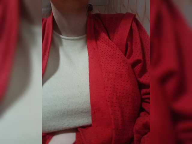 Flowerlily live cam on BongaCams