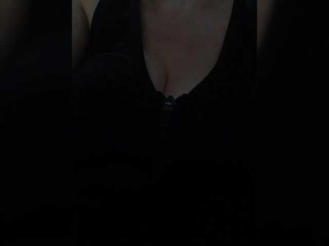 Flowerlily live cam on BongaCams