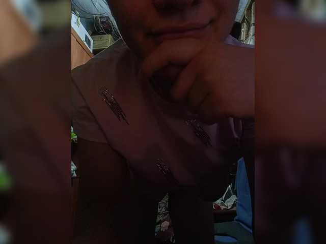 Flowerlily live cam on BongaCams