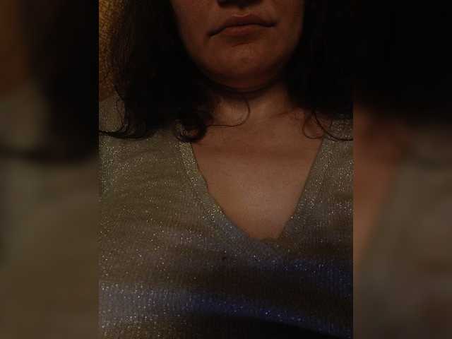 Flowerlily live cam on BongaCams
