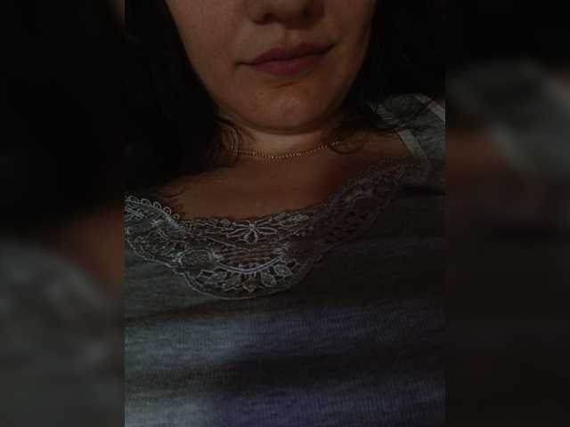 Flowerlily live cam on BongaCams