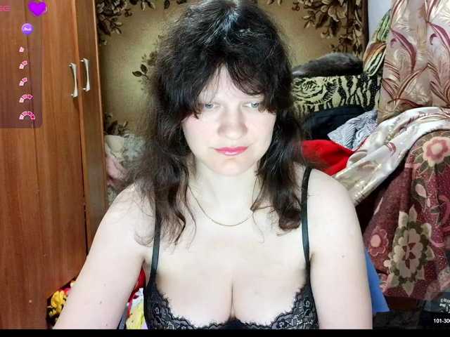 Flowerlily live cam on BongaCams
