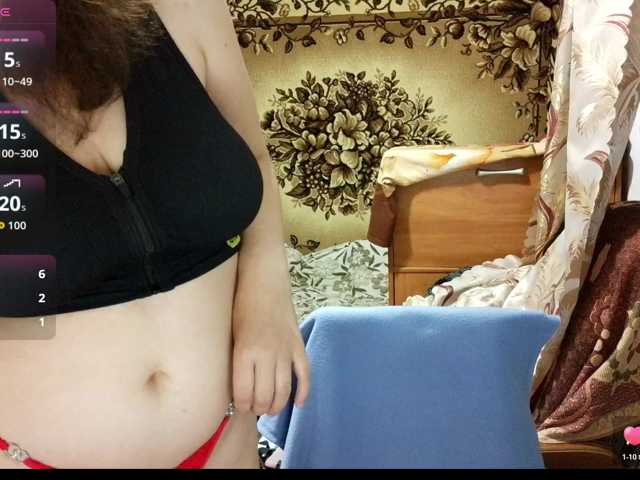 Flowerlily live cam on BongaCams
