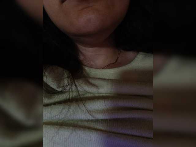 Flowerlily, en directo ahora en BongaCams