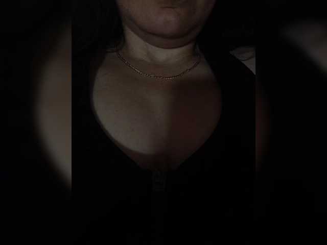 Flowerlily live cam on BongaCams