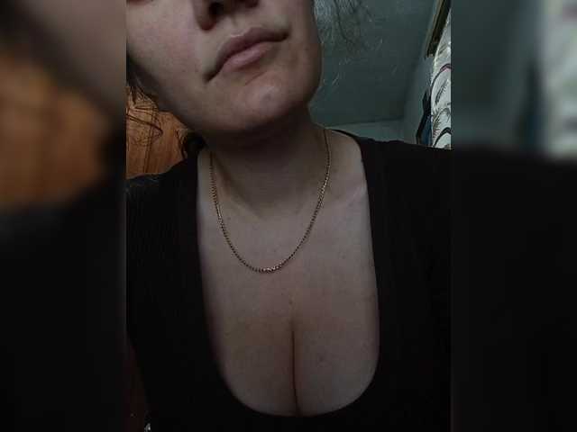Flowerlily live cam on BongaCams