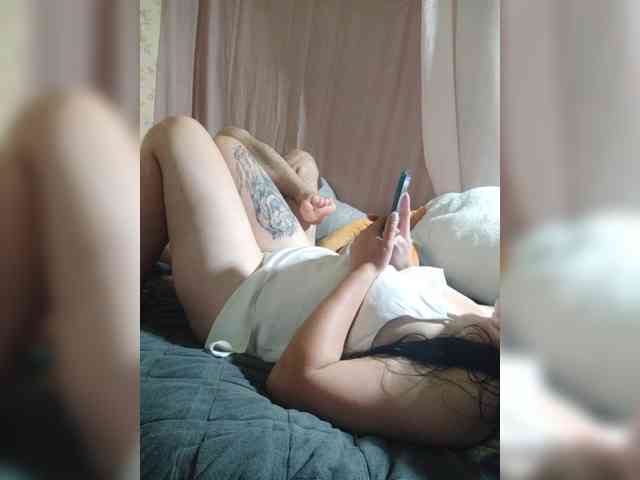Cjladkue_mblcjlu's cam show statistics and live stream