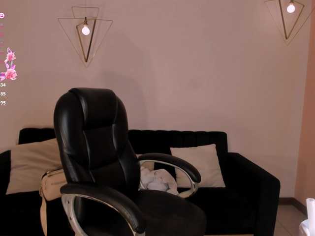 NinaMichelle live webcam show