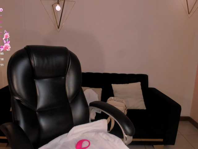 NinaMichelle live webcam show