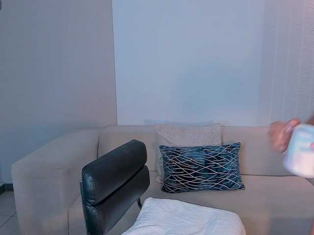 NinaMichelle's BongaCams show and profile