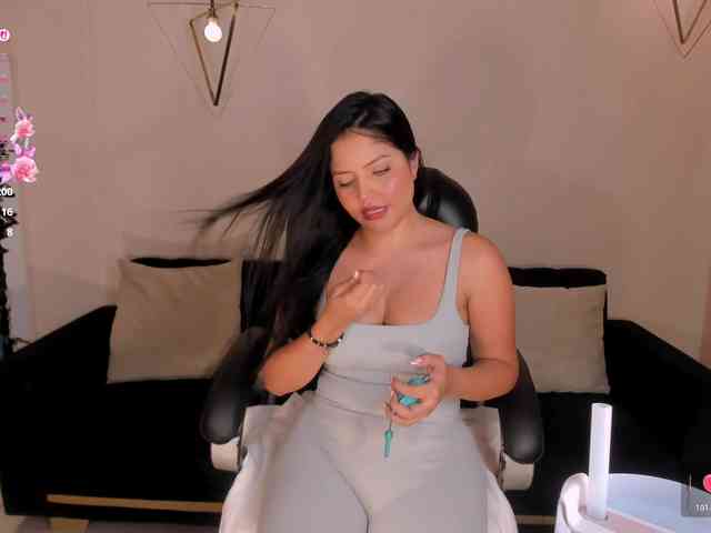 NinaMichelle webcam