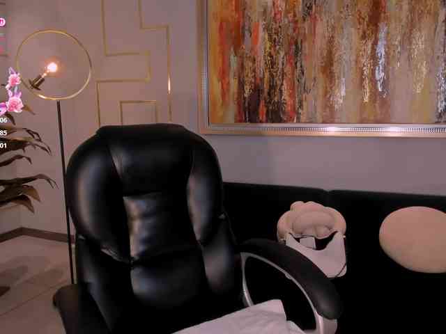 NinaMichelle webcam