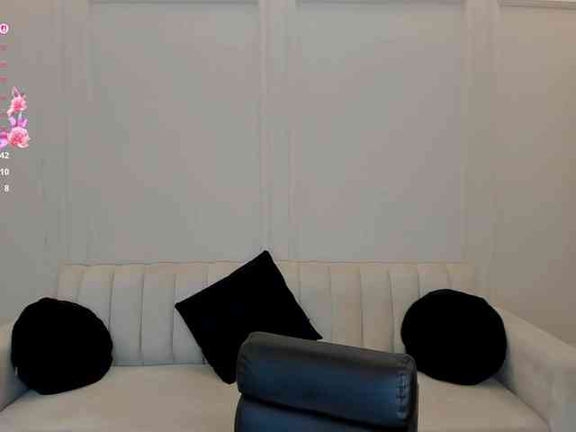 NinaMichelle webcam