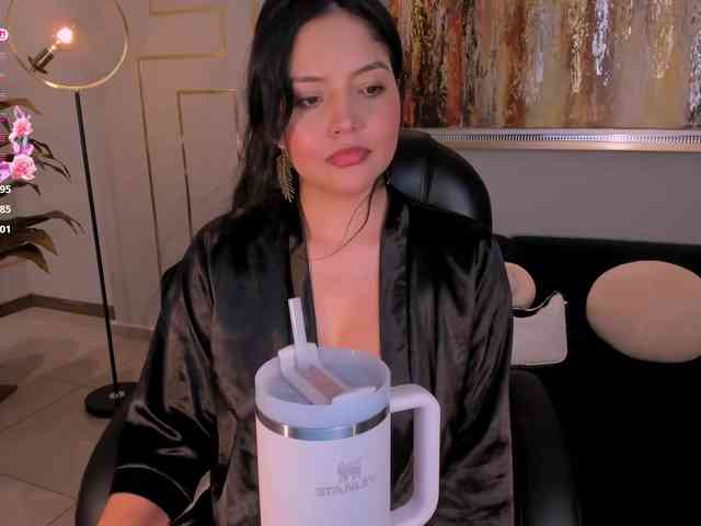 NinaMichelle webcam