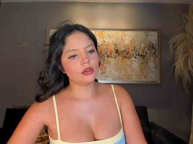 NinaMichelle webcam