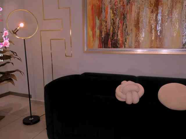 NinaMichelle webcam