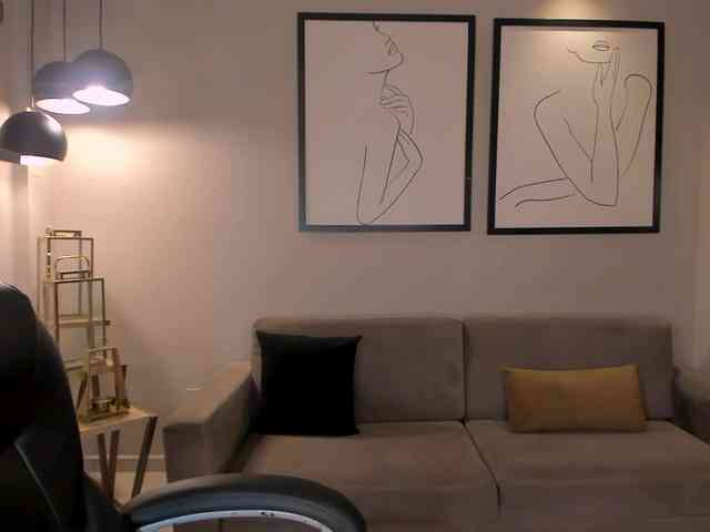 NinaMichelle webcam