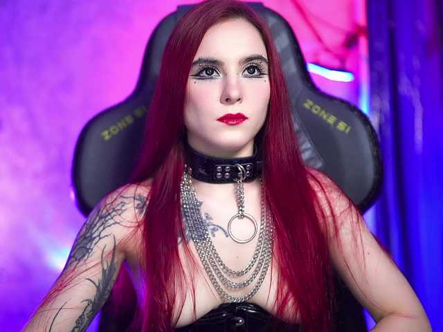Nellene live cam on BongaCams
