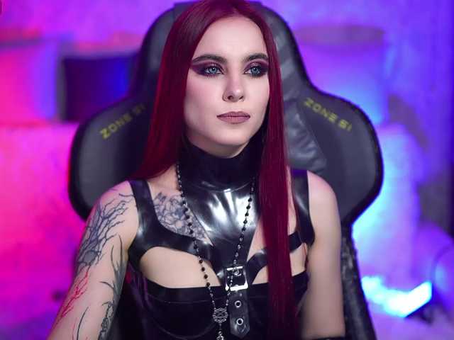 Nellene live cam on BongaCams