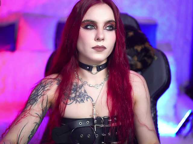 Nellene live cam on BongaCams