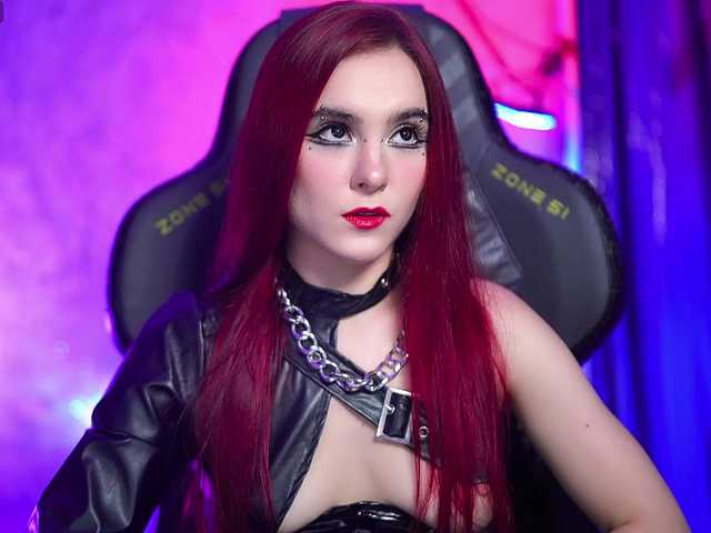Nellene live cam on BongaCams