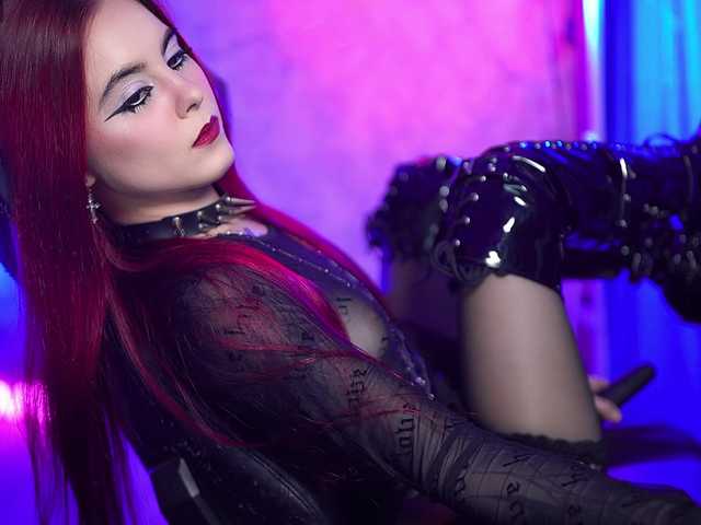 Nellene live cam on BongaCams