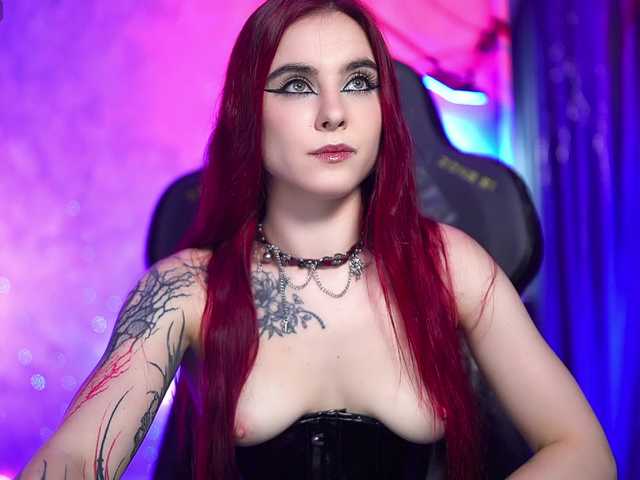 Nellene live cam on BongaCams