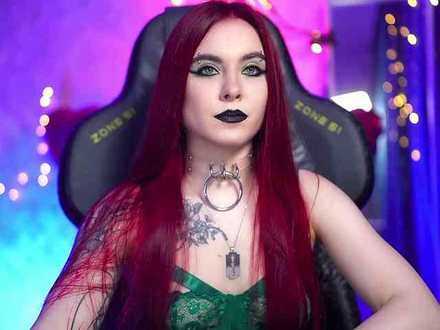 Nellene Live Webcam on BongaCams