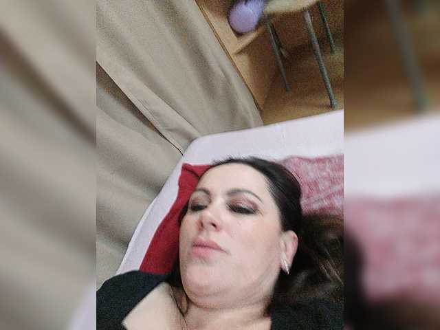 miss-kiss-kiss's BongaCams show and profile