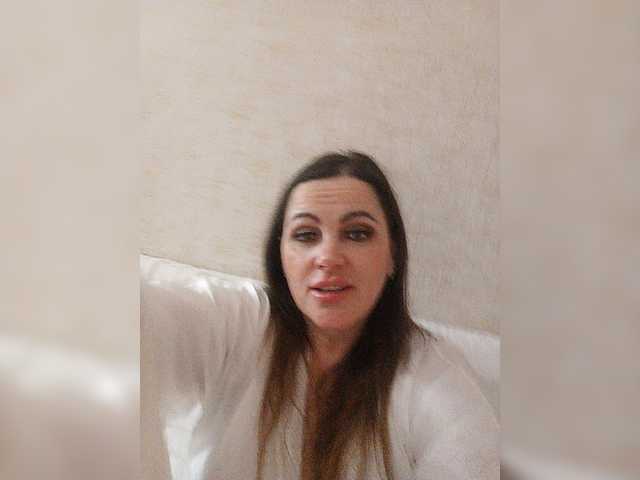 miss-kiss-kiss's BongaCams show and profile