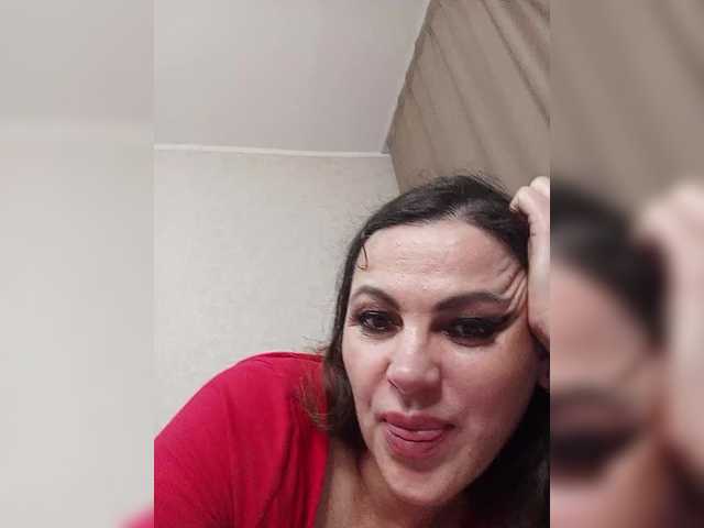 miss-kiss-kiss's BongaCams show and profile