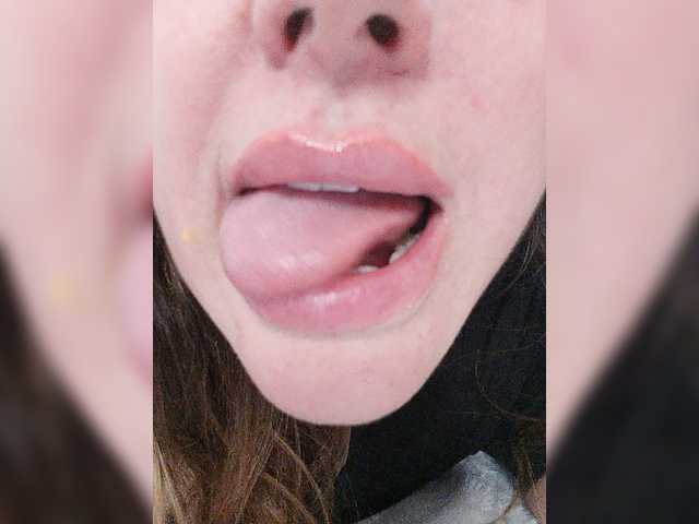  miss-kiss-kiss chat room