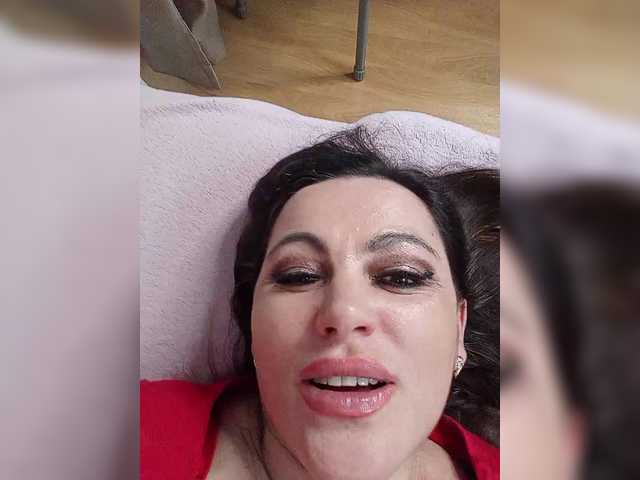 miss-kiss-kiss's BongaCams show and profile