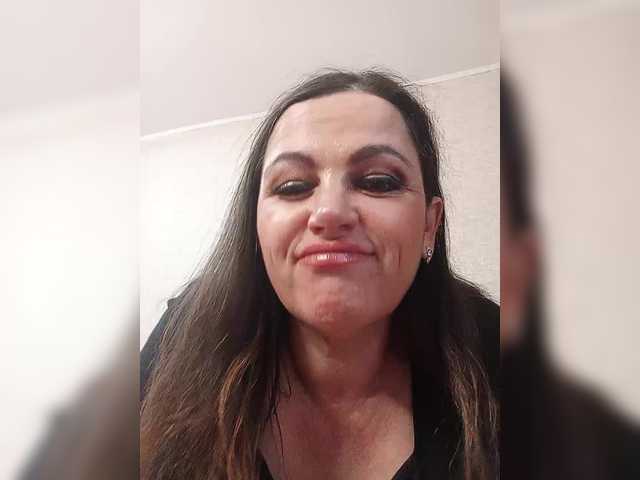 miss-kiss-kiss's BongaCams show and profile