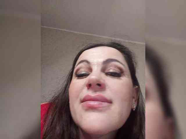 Miss_Kiss_Kiss webcam