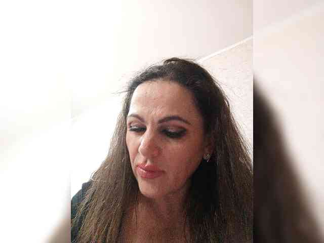 Miss_Kiss_Kiss webcam