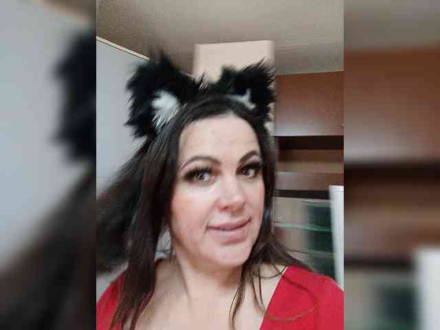 Miss_Kiss_Kiss webcam