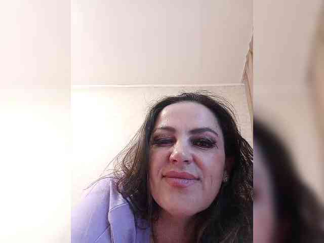 Miss_Kiss_Kiss webcam