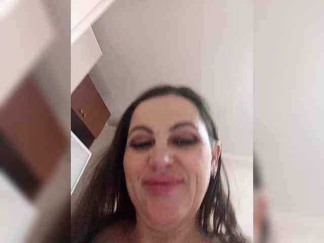 Miss_Kiss_Kiss webcam