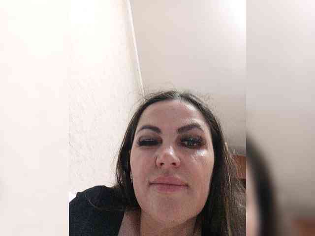 Miss_Kiss_Kiss webcam