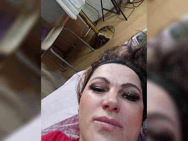 Miss_Kiss_Kiss webcam