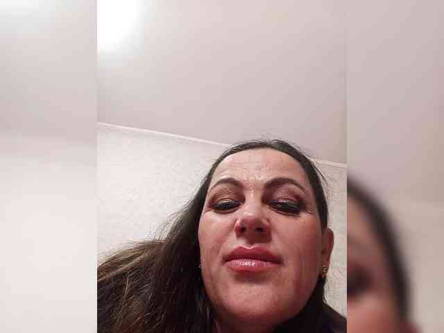 Miss_Kiss_Kiss webcam