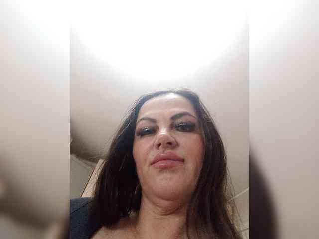 Miss_Kiss_Kiss webcam
