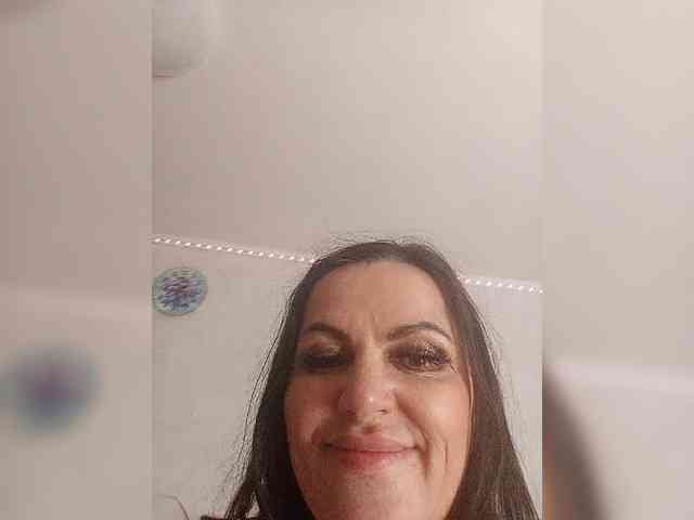 Miss_Kiss_Kiss webcam